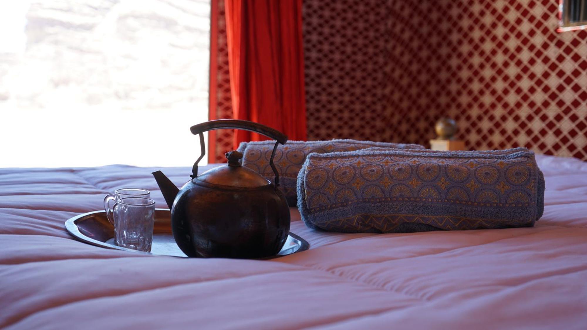 Salman Zwaidh Camp Hotel Wadi Rum Exterior photo